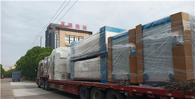 立秋當日百強洗滌設備發(fā)貨江西