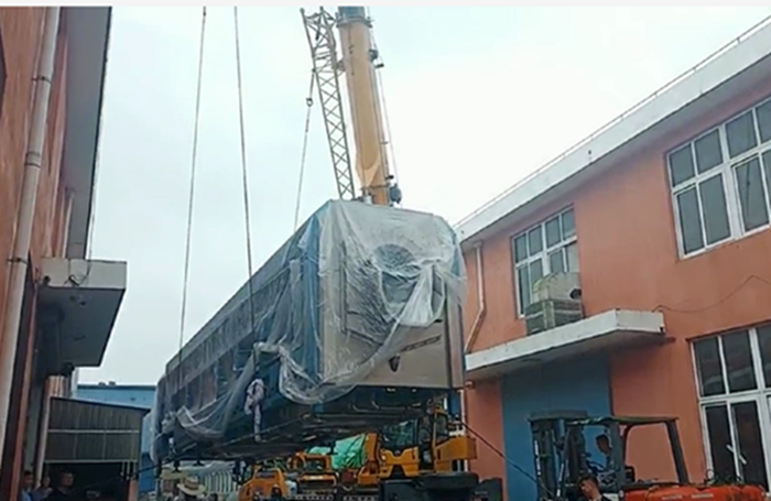 6月27、28日 百?gòu)?qiáng)洗滌龍等洗滌設(shè)備發(fā)貨四川